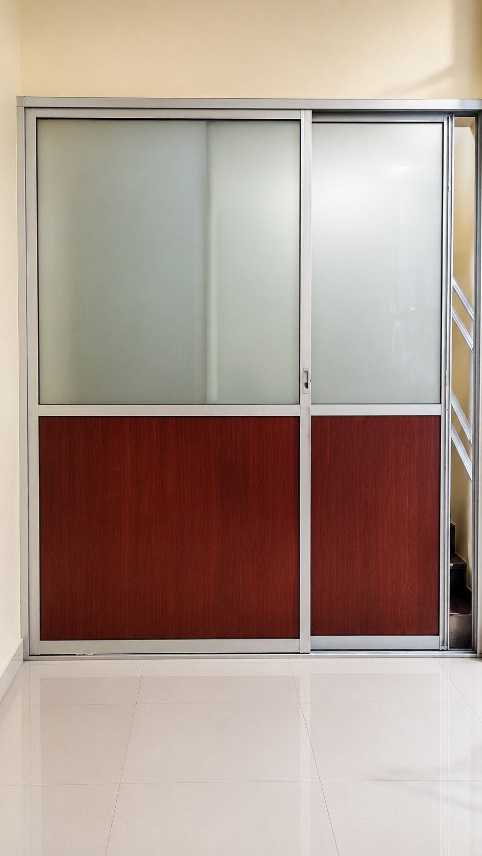Aluminium partition system